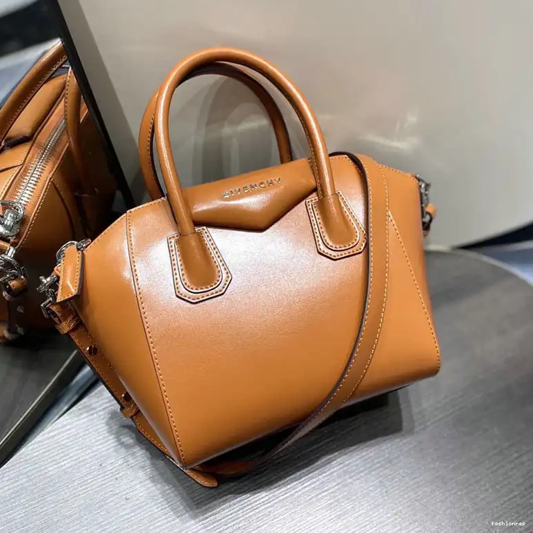 Fashionrepsfam ru Bag 2203RF0004 Givenchy 0803